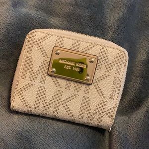 Michael Kors Logo Wallet